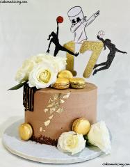 All In One Cake! Chocolate , Flowers Sports And Video Game Lover ! #chocolatecake #chocolate #chocolatedrip #freshroses #basketball #basketballlover #volleyball