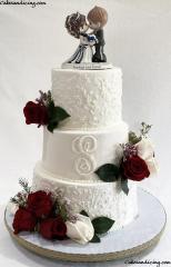 Cowboys Love️ Forever! Dallas Cowboys Theme Wedding Cake #dallascowboys #dallascowboysweddingcake #weddingcake #weddingcakes #threetiercake #freshroses #buttercream 01