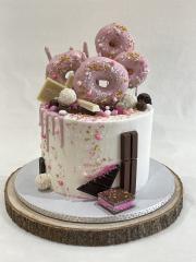 Donuts Drip And Sprinkle Cake #donutcake #chocolate #sprinkles #candymelts #whitechocolatedripcake #donuts 03