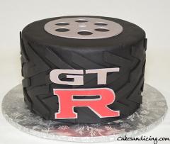 Gt R Cake! #gtr #gtrcake #nissangtr #tirecake