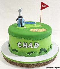 Golf Lovers Cake! Sunday Funday ! #golf #golflife #golftheme #golfbirthdaycake #sundayfunday #sundaygolf #golfclubs #golfbag #fondant #golfballs #golflovers #greenfield #golf