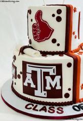 Graduation Cake Combination From Two Best Colleges Of Texas ! #texascollege #aggies #tamu #texasaggies #gigem #gigemaggies #howdy #utaustin #longhorns #hookem #hookemhorns 02