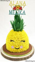 Luau Party, Hawaiian Theme Pineapple Shape Cake With Pineapple Cupcakes !!! #pineapple #pineappleshapedcake #luau #luauparty #firstbirthday #firstbirthdaycake #pineapplecupcake 01