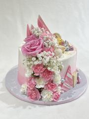 Not So Simple , Yet Elegant And Chic ! Birthday Cake For The Ones Who Love Flowers And Chocolates , Pink And Girly !!! #freshflowers #carnations #chocolates #pinkandwhite 02