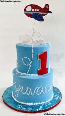 Oh How Time Flies When You Are Having Fun. Ready For Take Off !! Happy First Birthday #airplane #airplanelovers #airplanetheme #airplanecake #timeflies #ohhowtimeflies