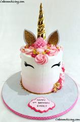 Pretty Pink Unicorn Theme Cake #unicorncake #unicorn #unicornbirthdayparty #unicornhair #unicornmane #pinkbuttercream #pinkombrecake #goldflowers #fondantflowers