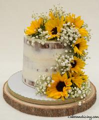 Semi Naked Cake With Sunflower And Baby Breath !!! Bright As The Sun Fresh Flower Cake #seminakedcake #freshsunflowers #babybreathflowers #rusticcake 01
