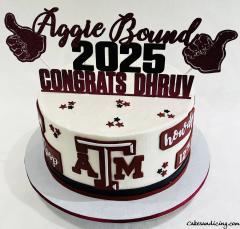 Texas Am Theme Cake #gigem #tamu #tamucake #tamu25 #whoop #12thman #howdy #collegebound #classof2025 #aggiebound 02